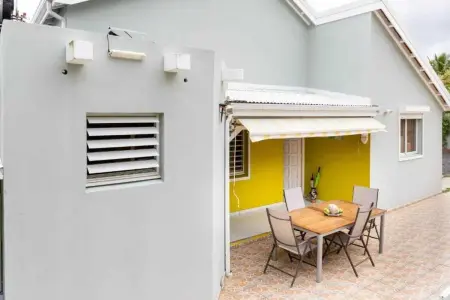 Maison agréable avec piscine à Sainte-Rose, 140 m² - Photo 44