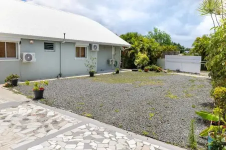 Maison agréable avec piscine à Sainte-Rose, 140 m² - Photo 45