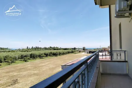 547097, Bel appartement RC8 - Photo 1