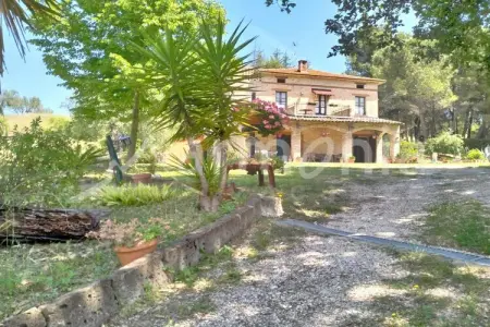 547102, La vieille forteresse - Photo 2