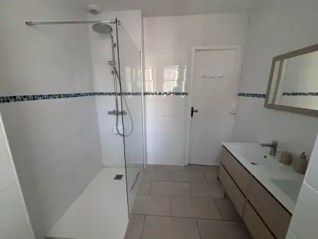 Maison rénovée proche océan, animaux admis, wifi, parking - Photo 10