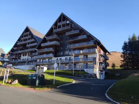Appartement Super Besse - 6 pers, Piscine, Parking, Balcon - Photo 9