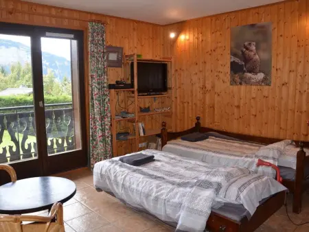 Charmant 2 pièces avec WIFI et 4 couchages à Le Pernant - Photo 2