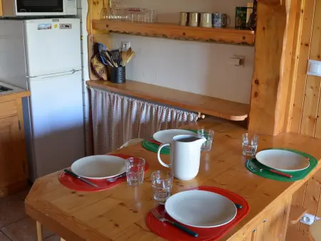 Charmant 2 pièces avec WIFI et 4 couchages à Le Pernant - Photo 4