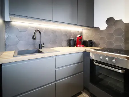 Studio rénové et cosy avec Wifi et animaux admis proche centre - Photo 1