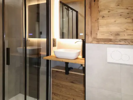 Studio rénové et cosy avec Wifi et animaux admis proche centre - Photo 3