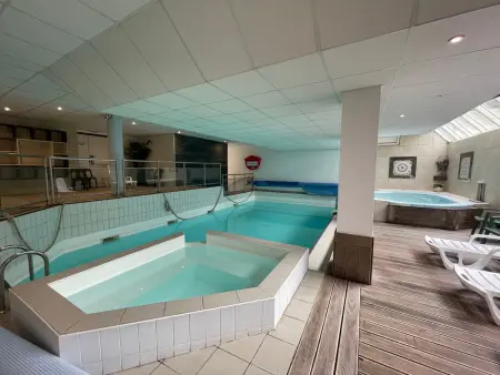 Gourette : Studio Duplex 7 pers, Piscine & WIFI, Appartement 7 personnes à Gourette - Photo 4