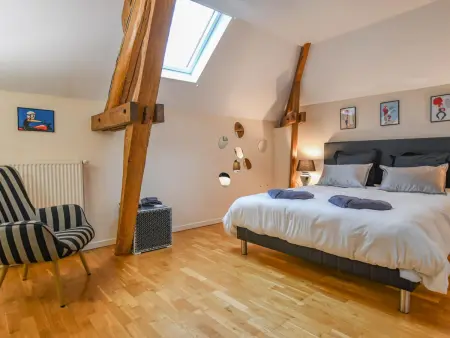 Grande maison en Seine-et-Marne avec jacuzzi, espace jeux et acceptant animaux - Photo 9