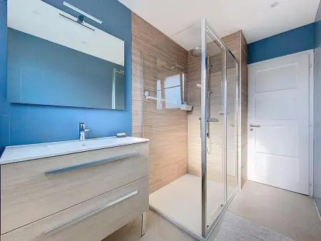 Maison familiale avec piscine chauffée à Hauteville-sur-Mer - Photo 10