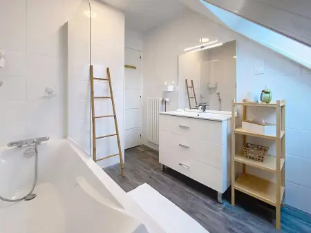 Maison familiale avec piscine chauffée à Hauteville-sur-Mer - Photo 13