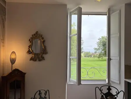 Gîte paisible dans château avec jardin, climatisation - Photo 5