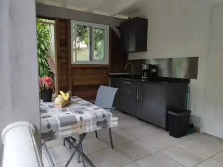 Studio confortable à Le Gosier 37 m² avec jardin - Photo 4