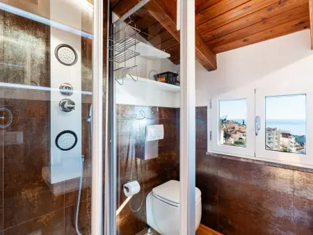 Terrazza con glicine, Maison 8 personnes à Alassio - Photo 40