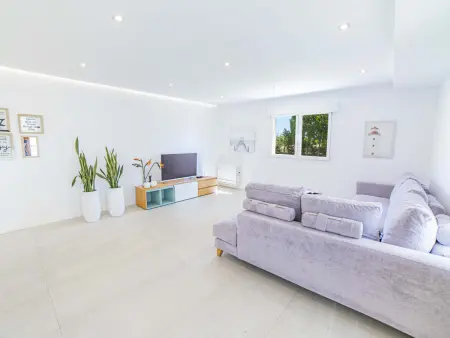Villa moderne avec piscine privée et jardin à Can Picafort - Photo 3
