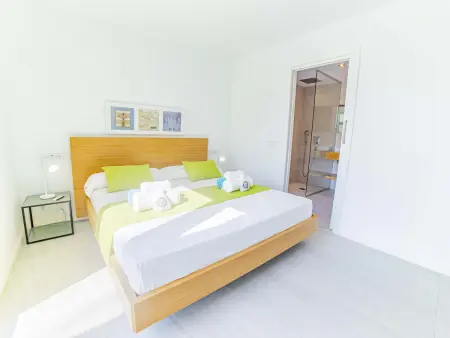 Villa moderne avec piscine privée et jardin à Can Picafort - Photo 4