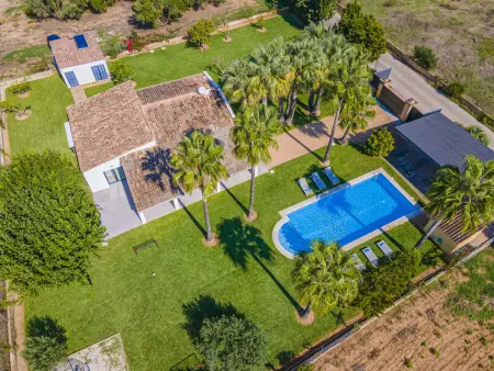 Villa moderne avec piscine privée et jardin à Can Picafort - Photo 31