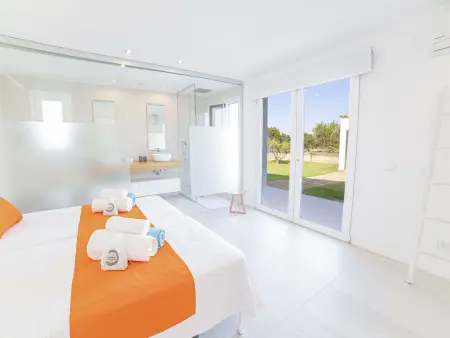 Villa moderne avec piscine privée et jardin à Can Picafort - Photo 33