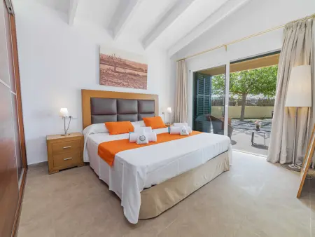 Villa récente avec piscine privée à Can Picafort, vue jardin - Photo 5