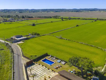 Villa récente avec piscine privée à Can Picafort, vue jardin - Photo 13