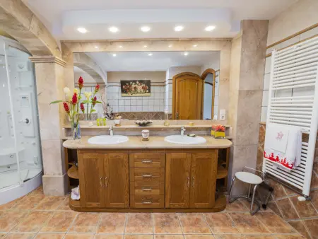 Villa spacieuse avec piscine et Wi-Fi, face à la mer - Photo 27