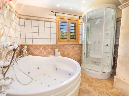 Villa spacieuse avec piscine et Wi-Fi, face à la mer - Photo 29