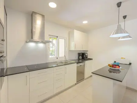 Villa confortable avec piscine privée et climatisation à Pollença - Photo 32