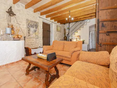 Villa spacieuse à Sa Pobla avec piscine privée, climatisation et parking - Photo 9