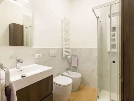 Lotus, Appartement 4 personnes à Milan - Photo 25