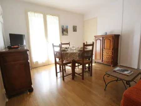T2 Centre Luchon - Balcon - Parking Inclus - Animaux Bienvenus - Photo 5