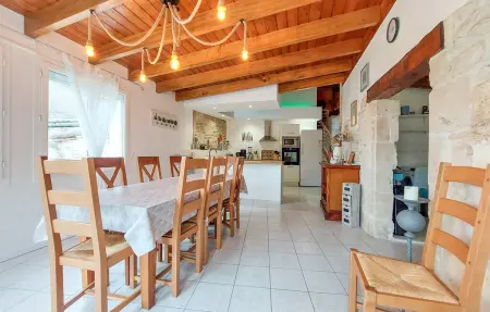 Maison 10 personnes à Chenac Saint Seurin d' - Photo 4