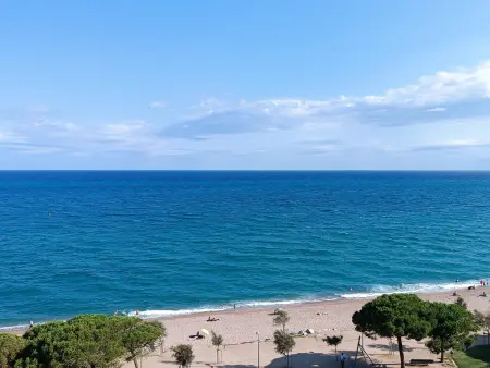 Appartement familial à Pineda de Mar, 3 chambres, 6 pers, terrasse vue mer - Photo 2