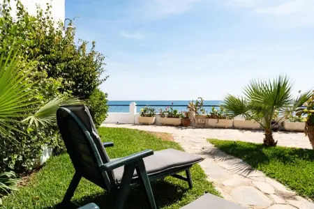 CT 398 - Faro's Beachfront House in Calahonda, Maison de vacances en bord de mer à Malaga - Photo 13