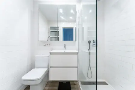 CT 400 - Faro's Beachfront House in Calahonda, Maison de vacances moderne en bord de mer - Photo 16