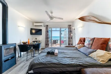 CT 401 - Faro's Beachfront Apartment in Calahonda, Appartement avec vue sur mer et terrasse à Malaga - Photo 7