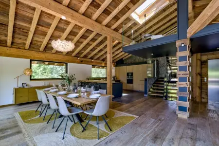 Black Stone, Chalet de luxe + pâtisseries & nettoyage quotidien - Photo 11