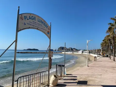Appartement paisible à La Ciotat, face à la plage, parking inclus - Photo 9