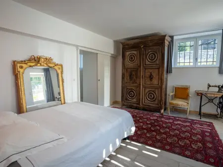 Grande demeure avec piscine couverte et parking pour 15 personnes - Photo 34