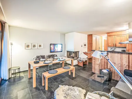 Chesa Promulins, Appartement 2 personnes à Samedan - Photo 9