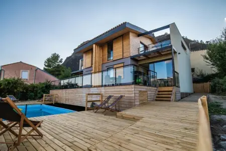 Cheval blanc, Chalet écologique avec vue sur la montagne - Photo 1