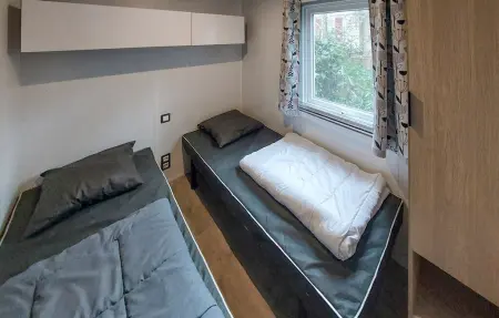 Mobil Home 4 personnes à Saint Julien en Born - Photo 13
