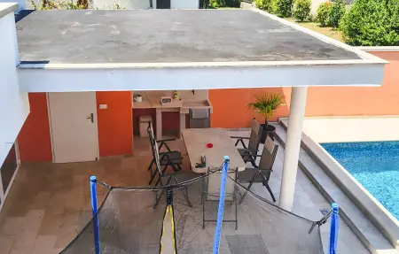 Maison 6 personnes à Tinjan - Photo 9