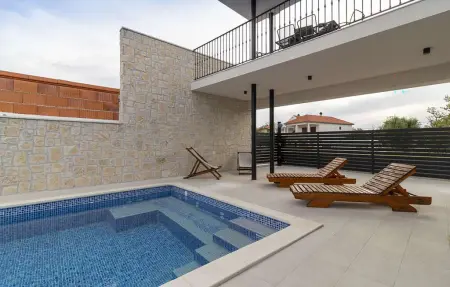 Maison 12 personnes à Privlaka - Photo 1