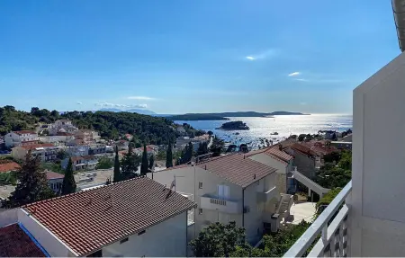 Appartement 2 personnes à Hvar - Photo 1