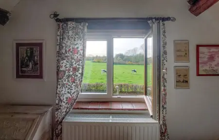 Charmante longère en campagne, Maison 8 personnes à La Neuville aux Joutes - Photo 26