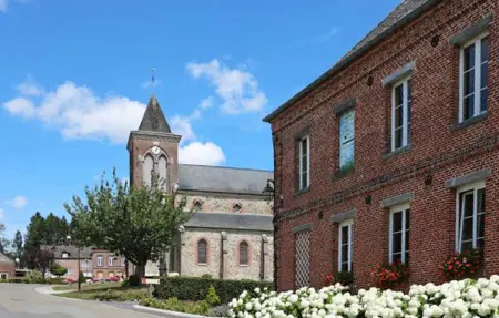Charmante longère en campagne, Maison 8 personnes à La Neuville aux Joutes - Photo 35