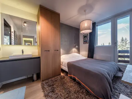 Luxueux Duplex 4 Chambres avec Balcons et Cheminée à Courchevel - Photo 9