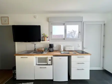 Charmante maison rénovée à Sarlat avec clim et parking privé - Photo 2