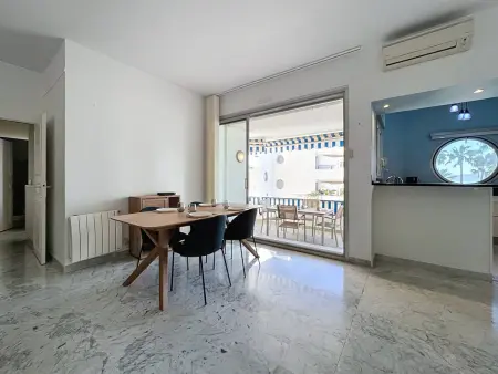 Appartement climatisé avec parking, 2 chambres à La Ciotat - Photo 3
