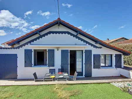 Villa à Vieux-Boucau pour 10 pers, proche océan, avec terrasse - Photo 1