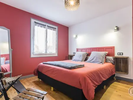 Maison rénovée avec jardin clos et vue historique - Photo 7
